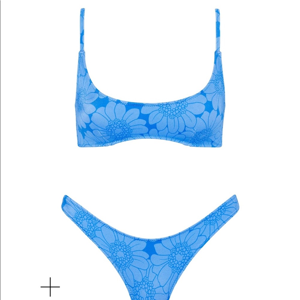 Blue floral triangl bikini